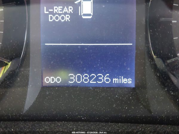 2017 TOYOTA SIENNA LE 8 PASSENGER