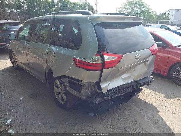 2017 TOYOTA SIENNA LE 8 PASSENGER