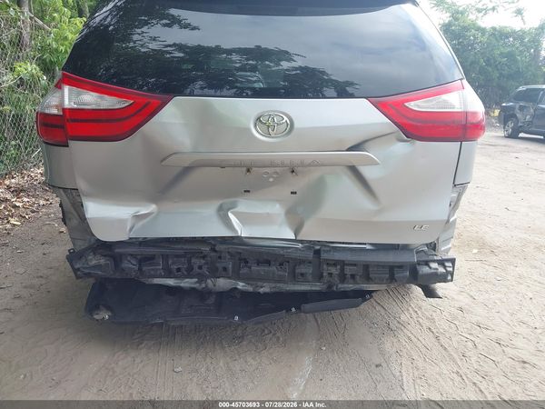2017 TOYOTA SIENNA LE 8 PASSENGER