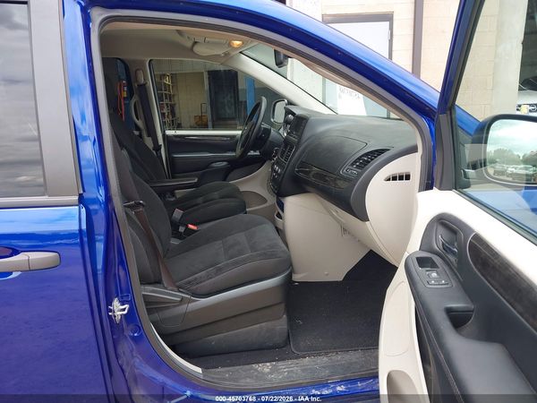2019 DODGE GRAND CARAVAN SE