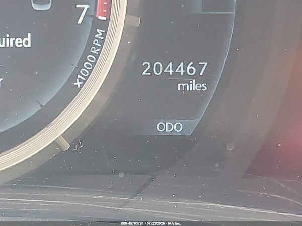 2016 LEXUS IS 200T