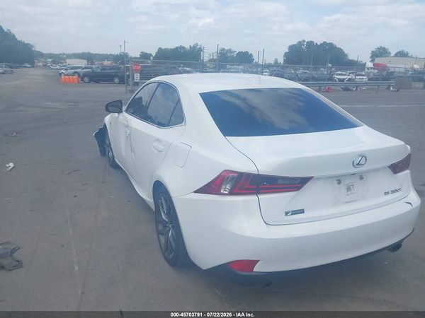 2016 LEXUS IS 200T