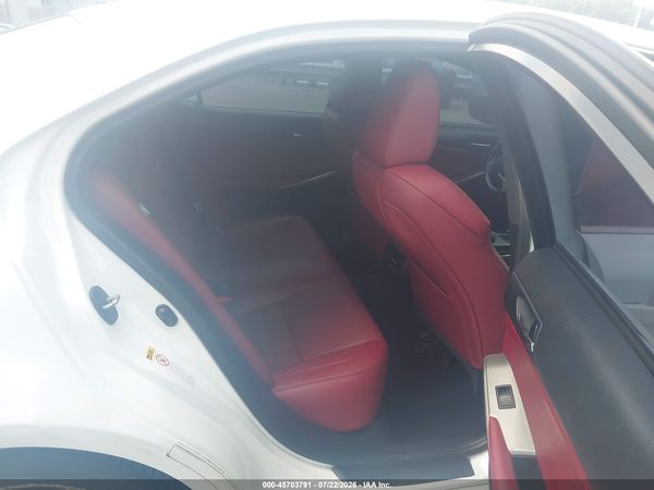 2016 LEXUS IS 200T