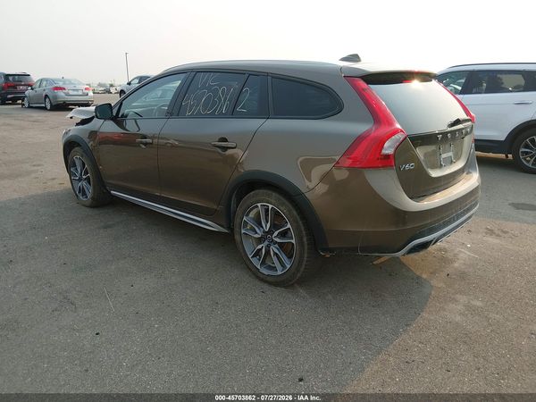 2016 VOLVO V60 CROSS COUNTRY T5