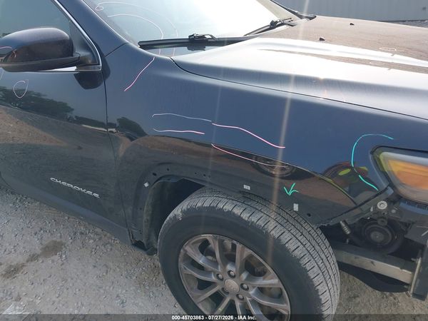 2019 JEEP CHEROKEE LATITUDE PLUS 4X4