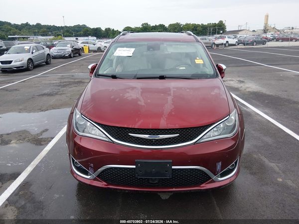 2017 CHRYSLER PACIFICA LIMITED — I115