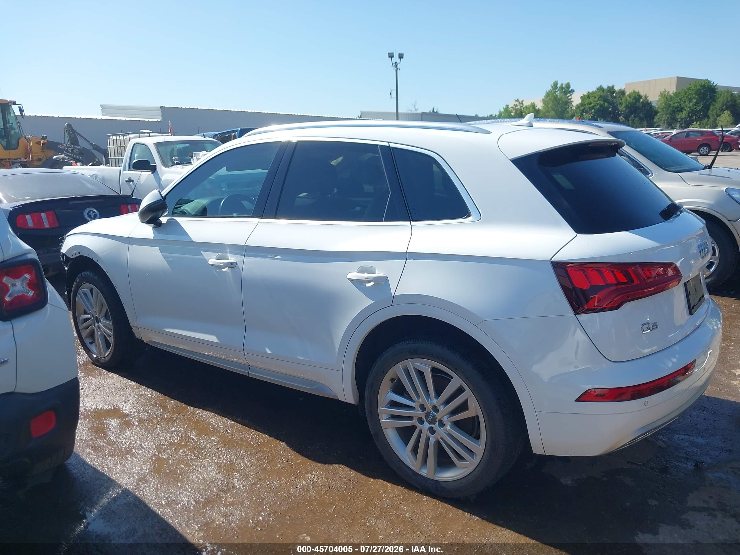 2018 AUDI Q5