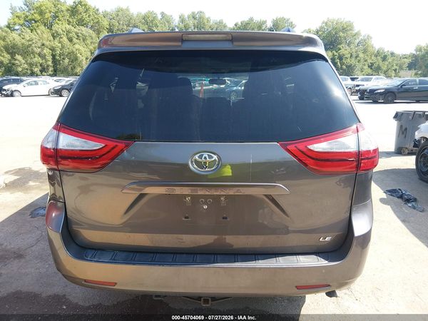 2016 TOYOTA SIENNA LE 8 PASSENGER