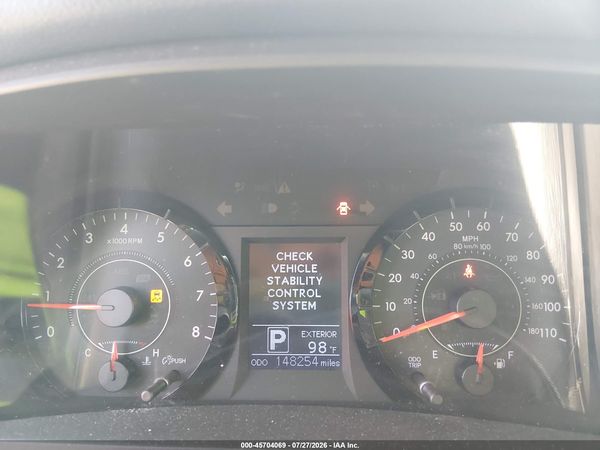 2016 TOYOTA SIENNA LE 8 PASSENGER