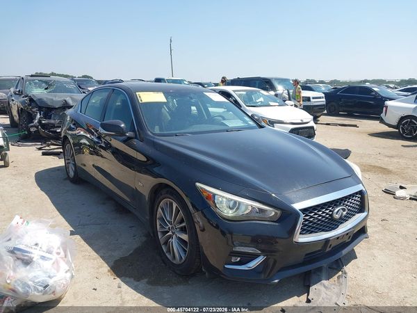 2018 INFINITI Q50 LUXE/SPORT