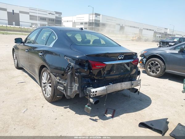 2018 INFINITI Q50 LUXE/SPORT