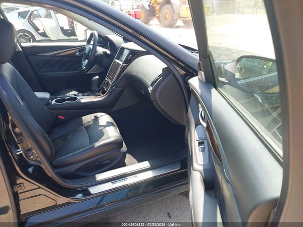 2018 INFINITI Q50 LUXE/SPORT