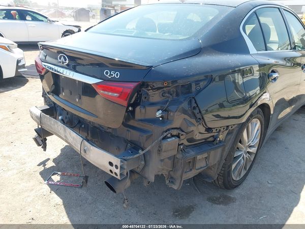 2018 INFINITI Q50 LUXE/SPORT