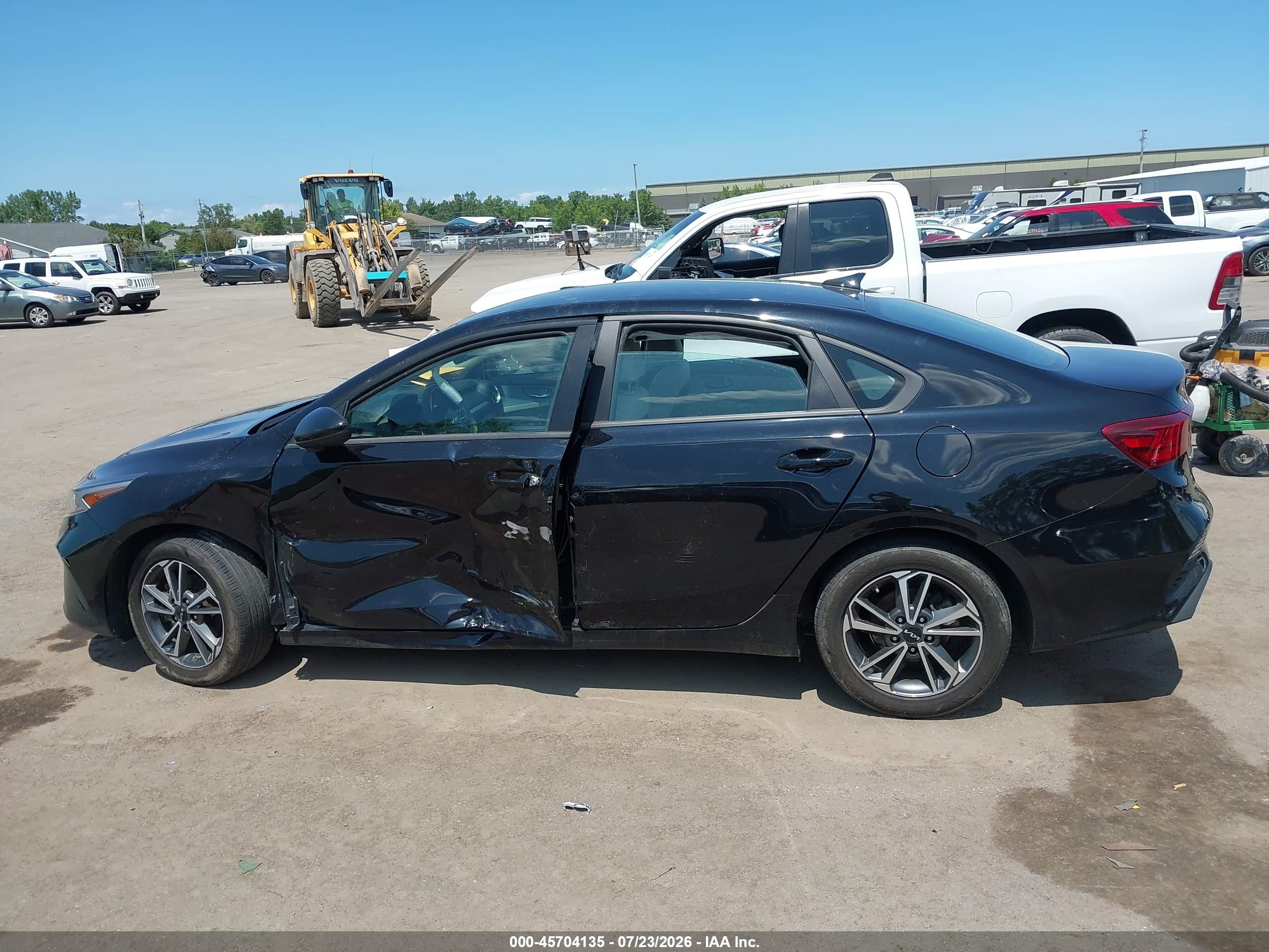 2022 KIA FORTE LXS