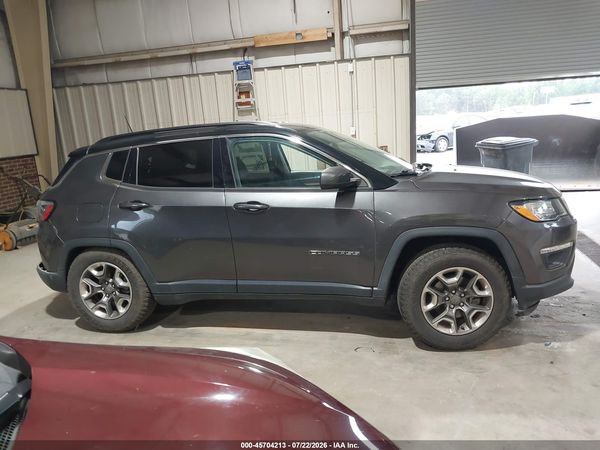 2019 JEEP COMPASS LATITUDE FWD
