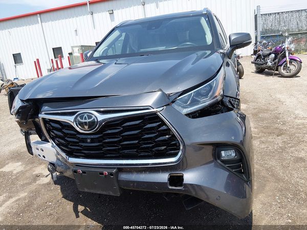 2020 TOYOTA HIGHLANDER LIMITED