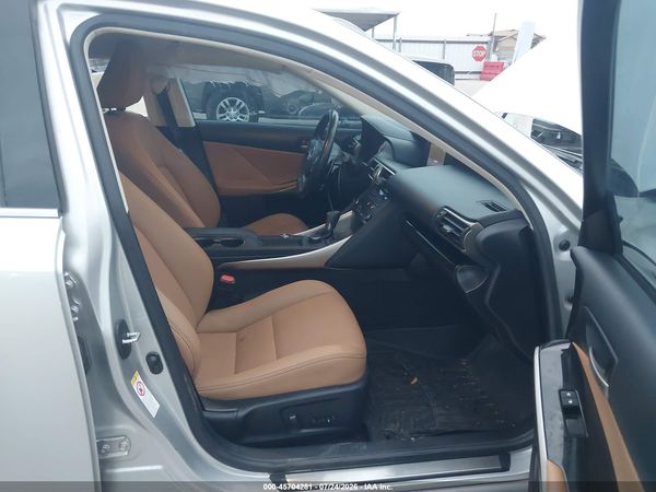 2019 LEXUS IS 300