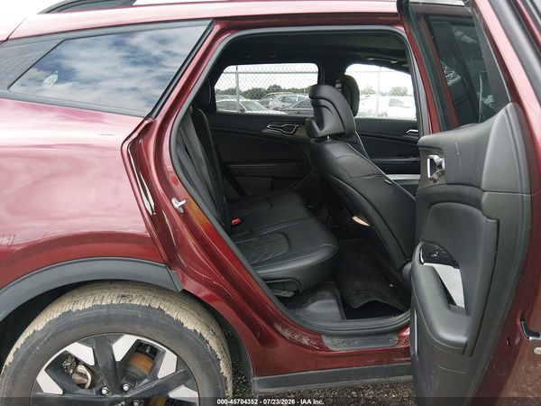 2023 KIA SPORTAGE X-LINE