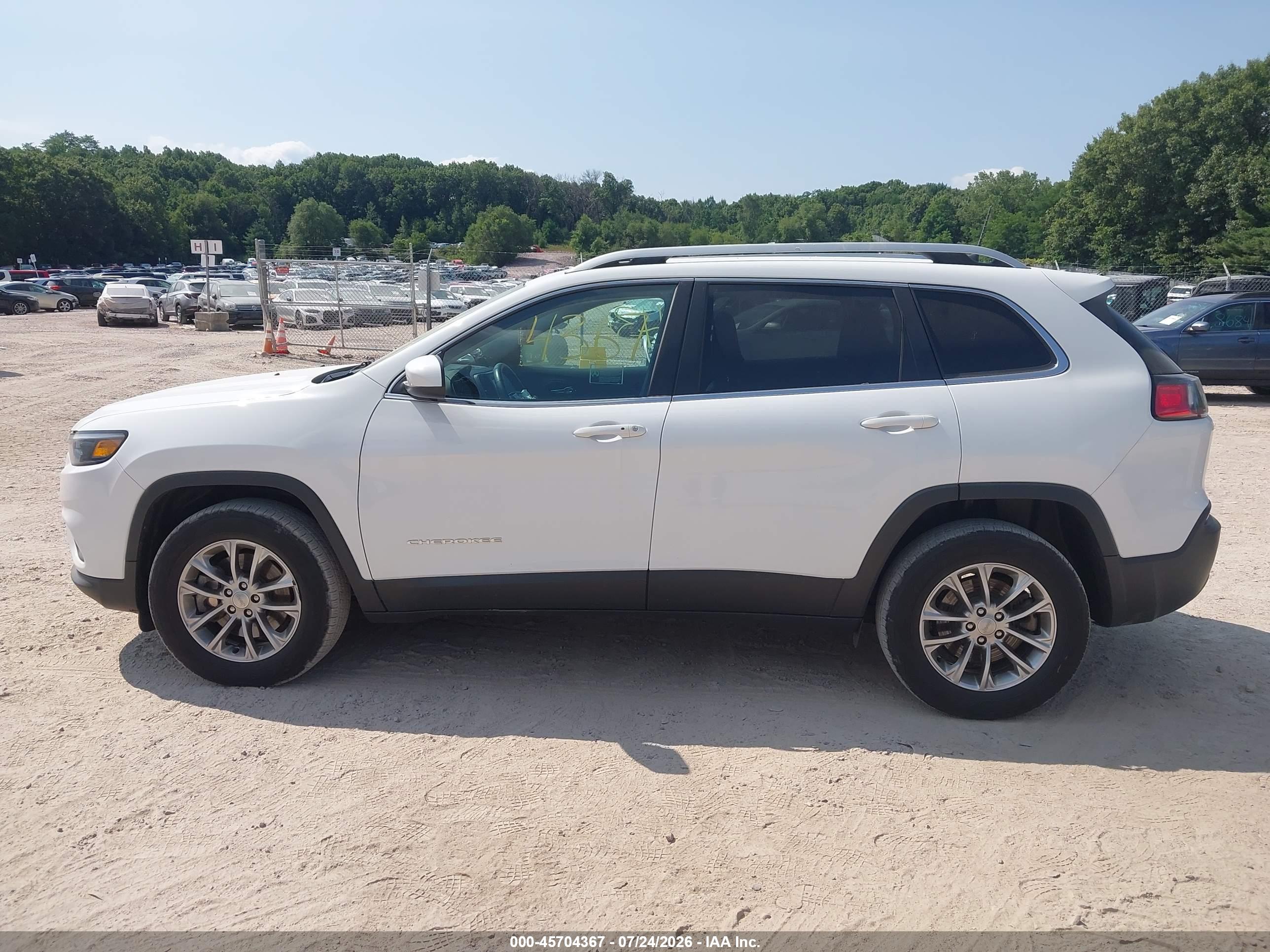 2019 JEEP CHEROKEE LATITUDE PLUS 4X4