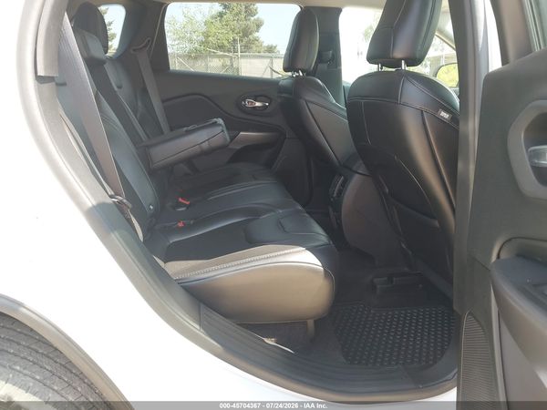 2019 JEEP CHEROKEE LATITUDE PLUS 4X4