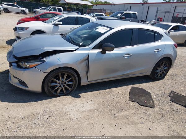 2018 MAZDA MAZDA3 TOURING