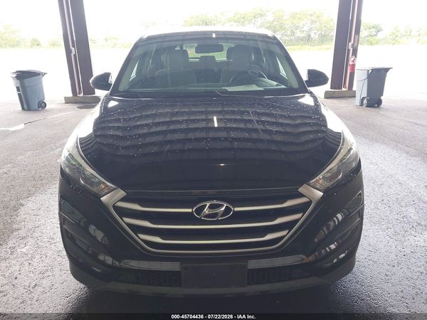 2018 HYUNDAI TUCSON SE