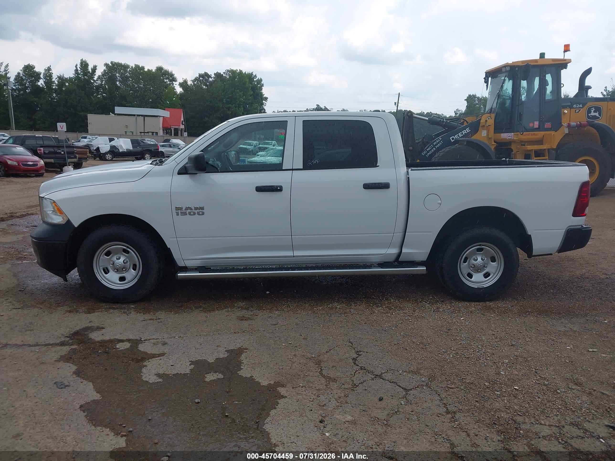 2018 RAM 1500 TRADESMAN  4X2 5'7 BOX