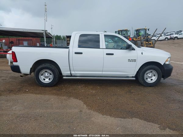2018 RAM 1500 TRADESMAN  4X2 5'7 BOX