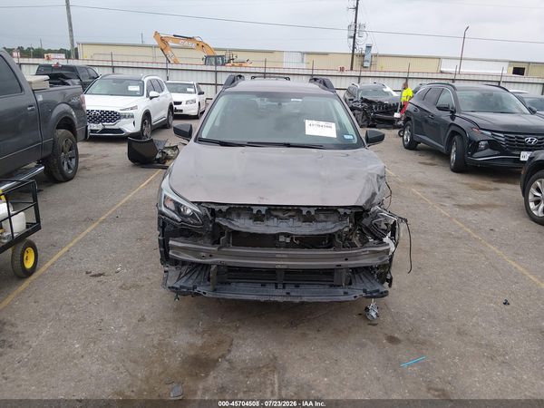 2022 SUBARU OUTBACK Base