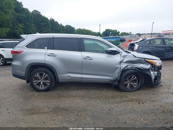2016 TOYOTA HIGHLANDER XLE V6