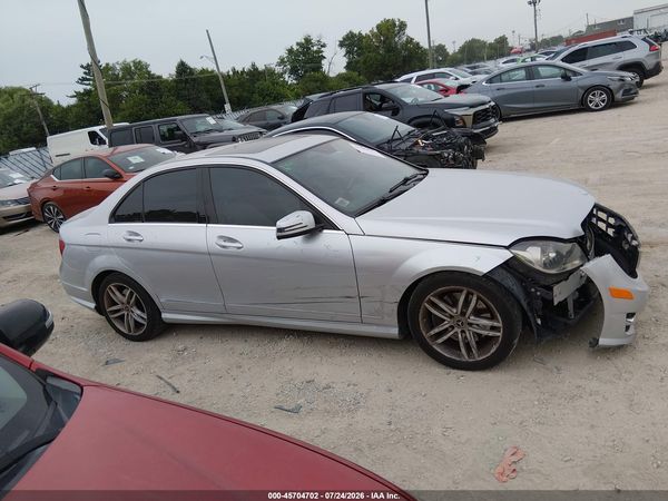 2013 MERCEDES-BENZ C 300 SPORT 4MATIC