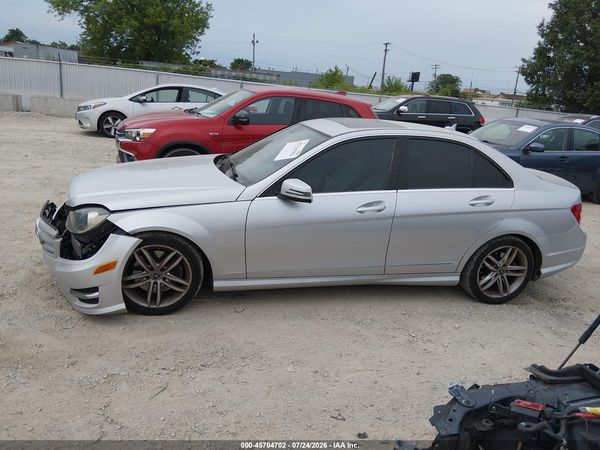 2013 MERCEDES-BENZ C 300 SPORT 4MATIC