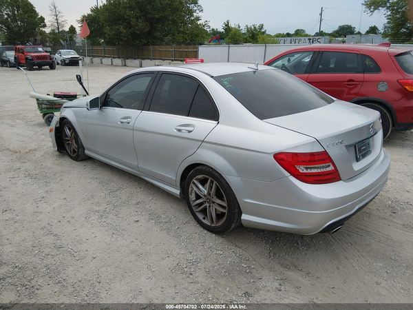 2013 MERCEDES-BENZ C 300 SPORT 4MATIC