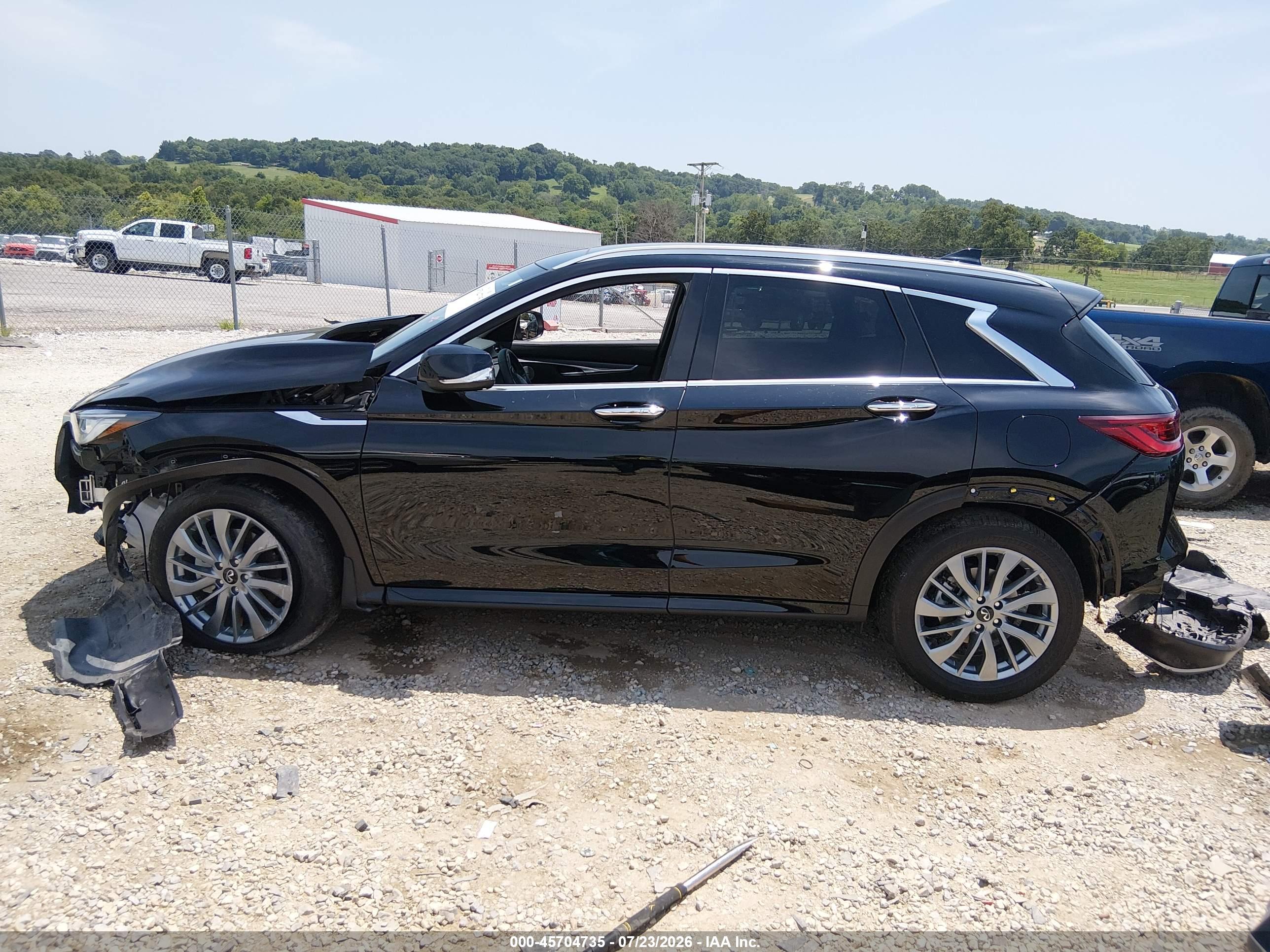 2025 INFINITI QX50 LUXE AWD