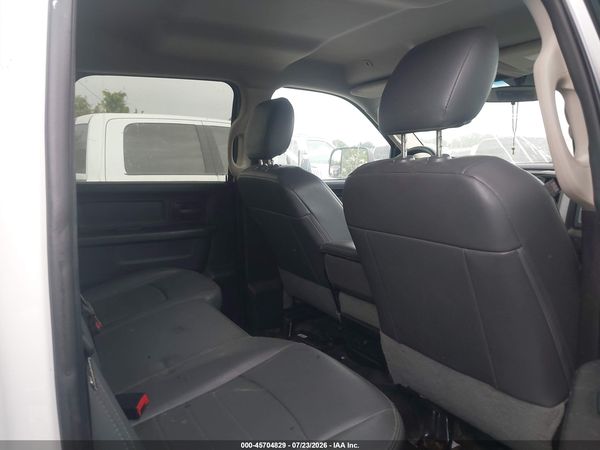 2018 RAM 2500 ST CREW CAB 4X4