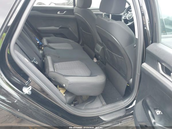 2026 KIA K5 LXS FWD