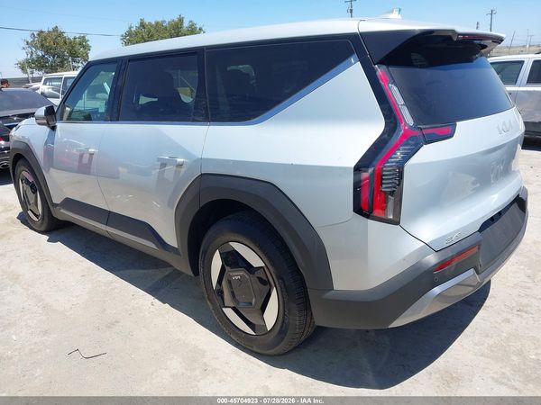 2026 KIA EV9 LIGHT LONG RANGE