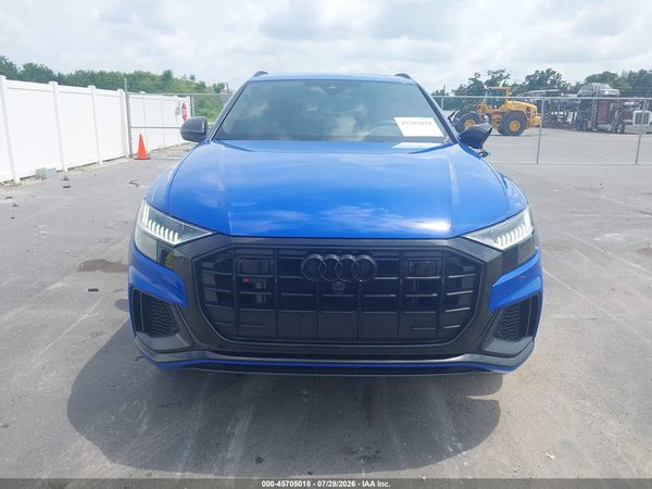 2023 AUDI Q8