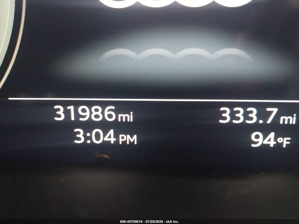2023 AUDI Q8