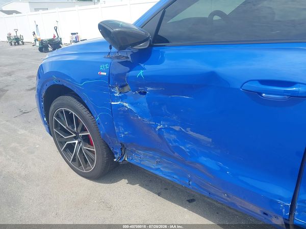 2023 AUDI Q8