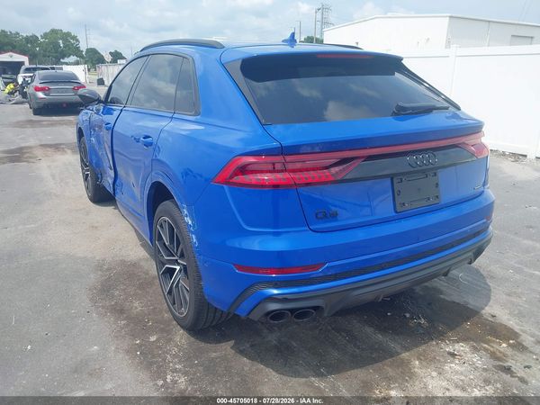 2023 AUDI Q8
