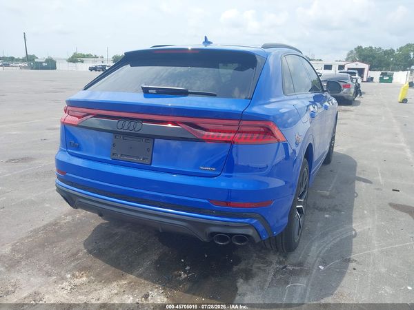 2023 AUDI Q8