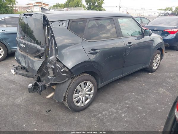 2022 KIA SOUL LX