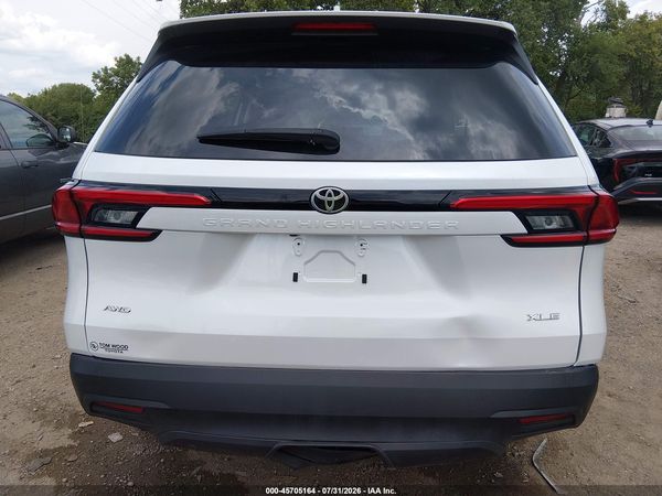 2024 TOYOTA GRAND HIGHLANDER XLE