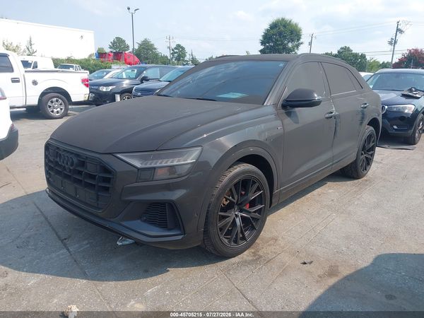 2021 AUDI Q8