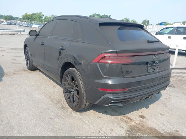 2021 AUDI Q8