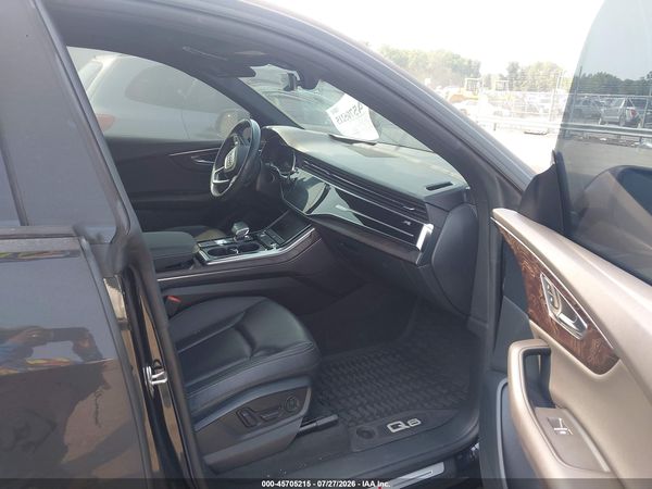 2021 AUDI Q8