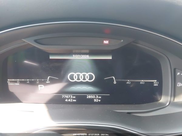 2021 AUDI Q8