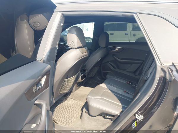2021 AUDI Q8