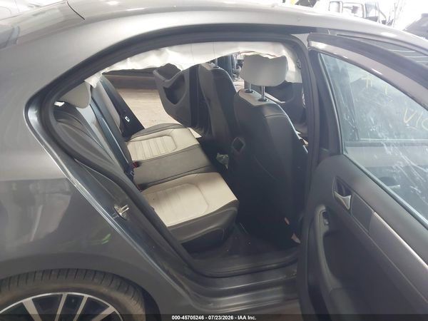 2017 VOLKSWAGEN JETTA 1.8T SPORT — I8